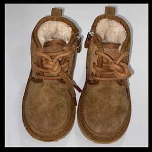 UGG NEUMEL II TODDLER ANKLE BOOTS